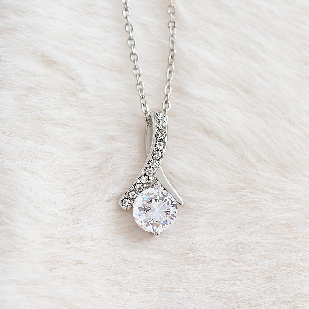 Alluring Beauty necklace