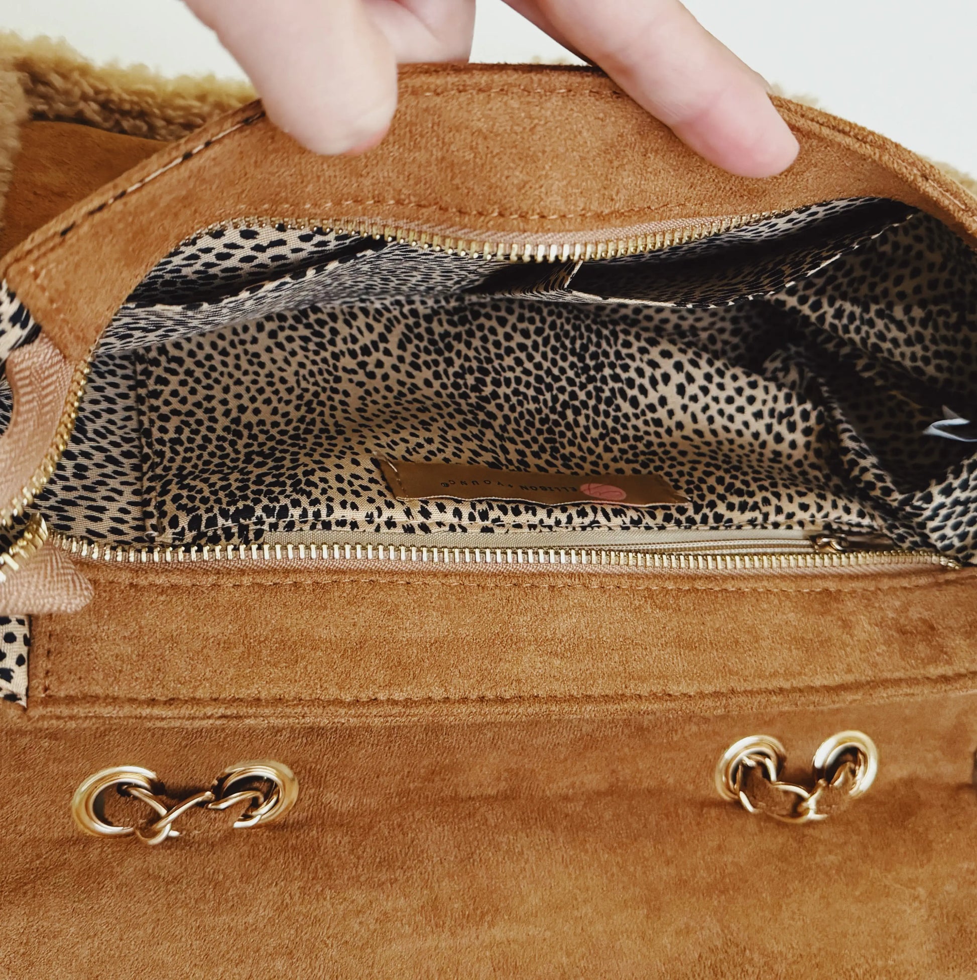 Chain Shoulder Bag